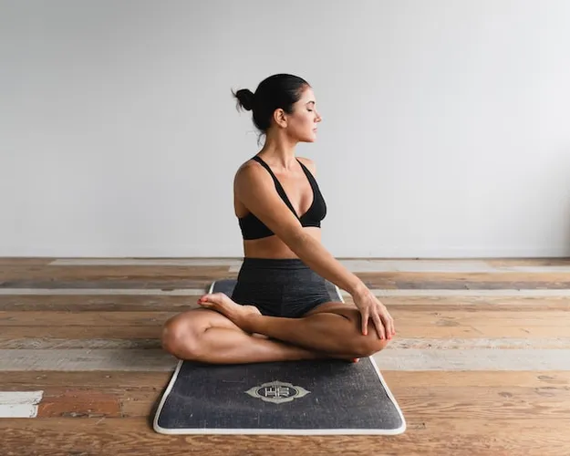 10 Simple Exercises for a Full-Body Workout at Home